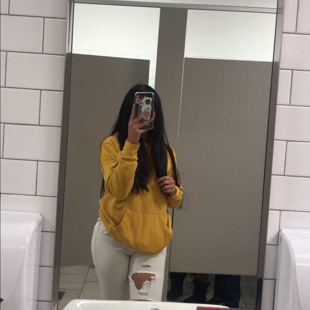 Meet your Posher, Jilyana